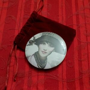 Vintage Style Compact Mirror with Black and White Portrait